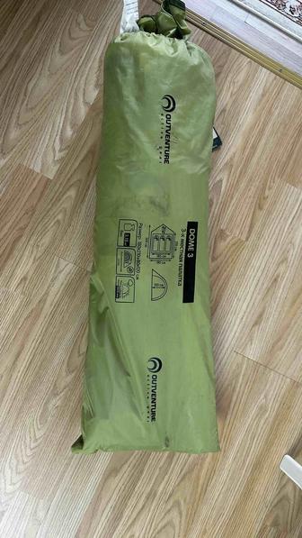 Продаю палатку трехместную Outventure