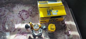 Фрезер вертикальный DeWALT DCW604N-XJ