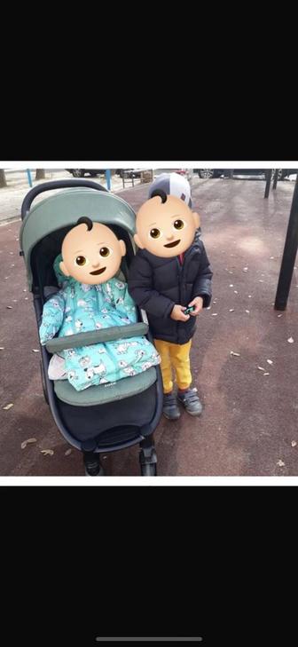 Продам коляску и детский стульчик