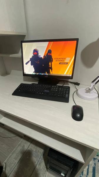 Продам офисный компьютер