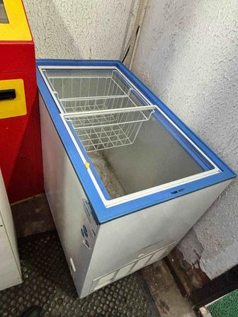 Продам морозильник витринный стеклянный