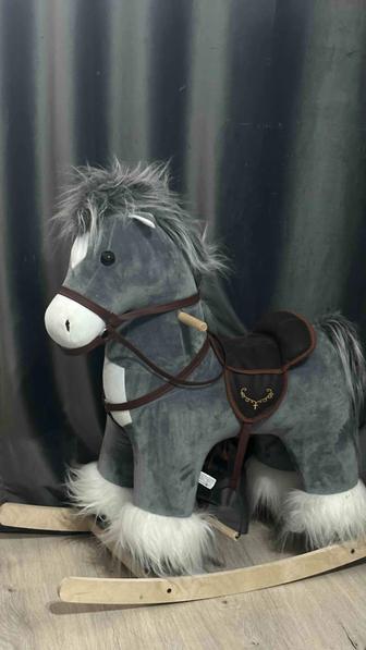 Продам лошадку