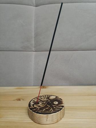 Подставка под благовония из натурального дерева