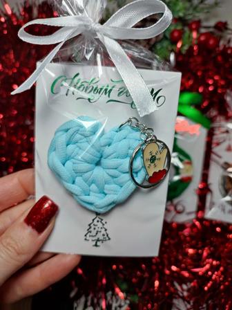 Брелки,открытки,подарки,новый год,новогодние подарки,корпоративные подарки