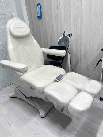 Продам кресло для педикюра или косметолога