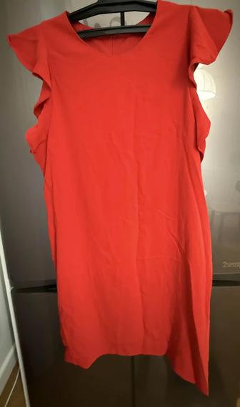 Вечернее платье по колено