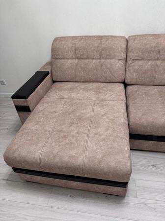 Продаю диван раздвижной