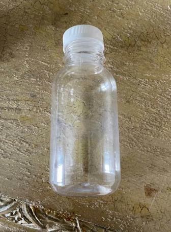 Продам пластиковую емкость 300 мл