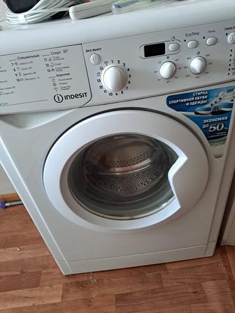 Продам стиральную машину