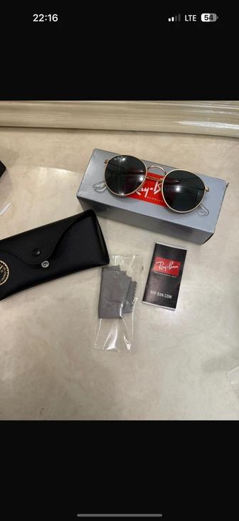 Продам очки Ray ban оригинал