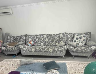 Продается диван с креслами