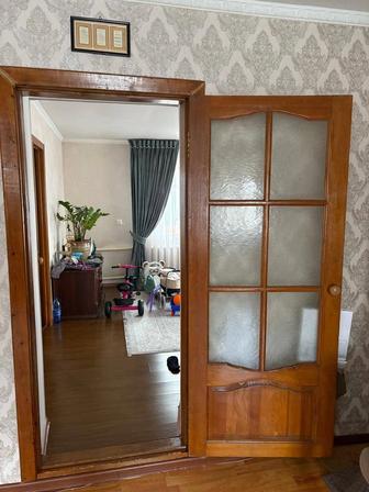 Продам двери межкомнатные 3 шт в комплекте,б/у,80/2