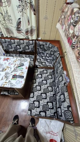 Кухонный уголок срочно