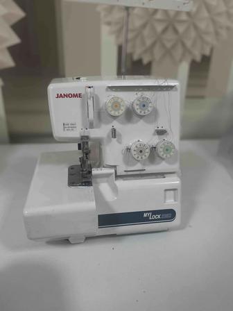 Janome mylock 205d
