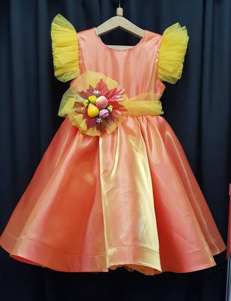 Платье осени для девочки