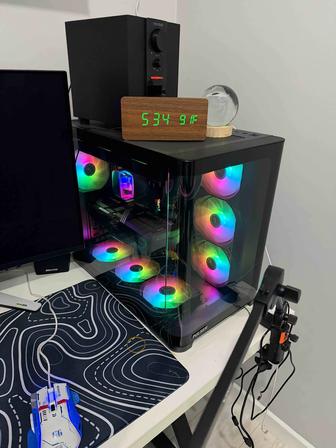 Игровой компьютер и монитор