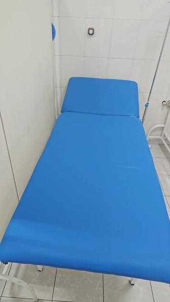 Мед кушетки, банкетки