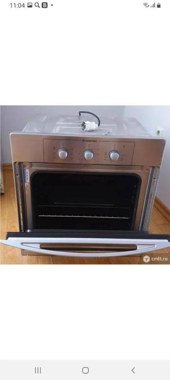 Продам духовку Ariston