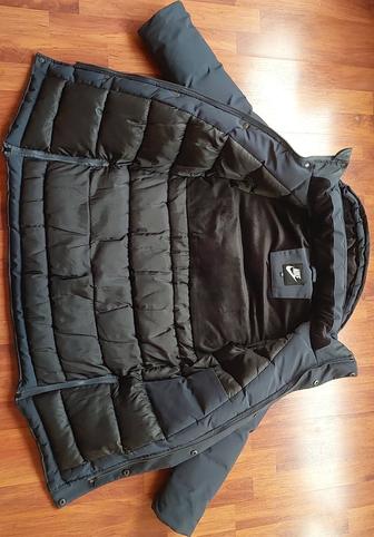 Продам зимние куртки на мальчика 11-13лет