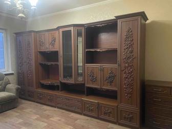 Продам стенку в зал винтаж