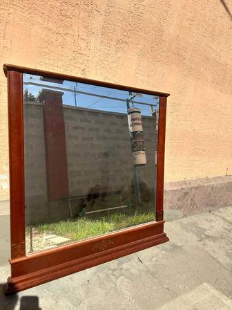 Зеркало настенное