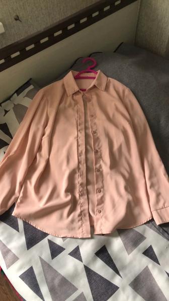 Розовая рубашка