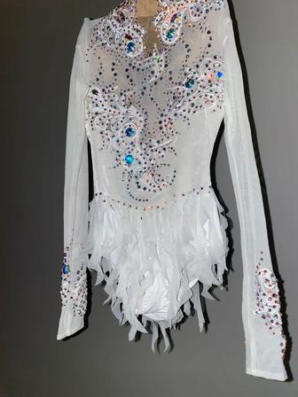 Продается гимнастический купальник