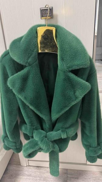 Продам шубу эко мех , мягкая уютная