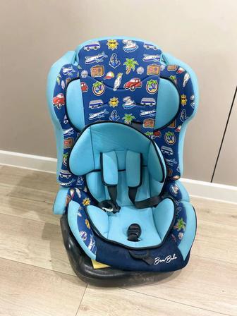 Автокресло продам