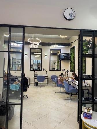 Аренда маникюрных и педикюрных столов