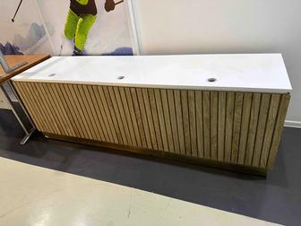 Продаю Стильный и Функциональный Офисный/Компьютерный Стол!