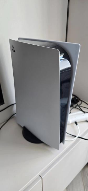 PlayStation 5 с дисководом