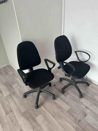 Шкафы, кушетки помощники, кресла, по низким ценам