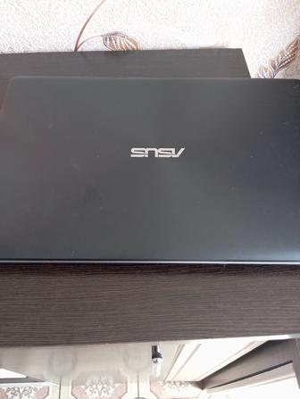Ноутбук Asus