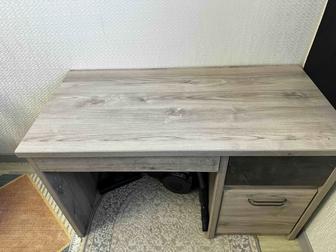 Продам стол