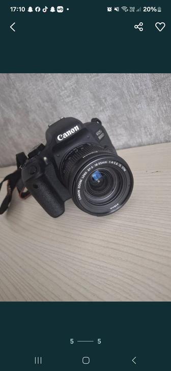 Продам фотокамеру Canon800D