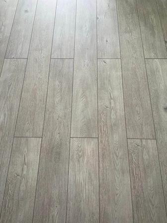 Продам б/у ламинат