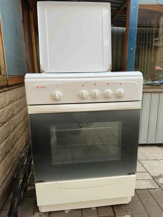 Продам газовую плиту