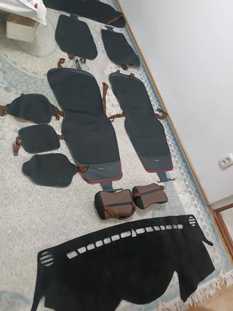 Продам авточехол универсальный