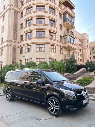 аренда комфортного минивэна Mercedes V-Class бизнес поездки с водителем