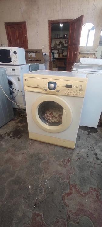 Стиральная машина LG
