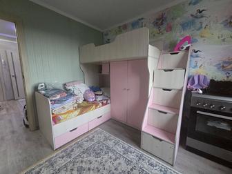 Продам двухъярусную кровать