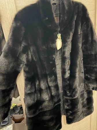 Продам натуральную норковую шубу