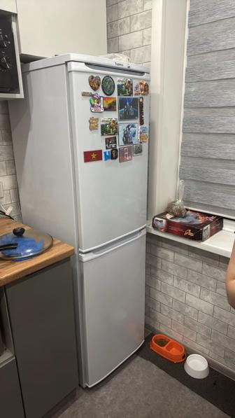 Продам холодильник