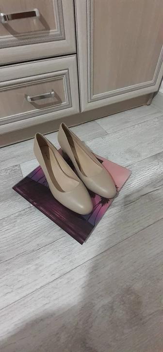 Женские туфли