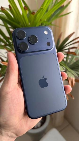 iPhone XR 17 Pro.Оригинал
