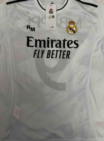 Продам футбольную футболку Real Madrid (Реал Мадрид)