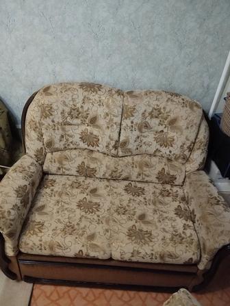 Продам диван1,5