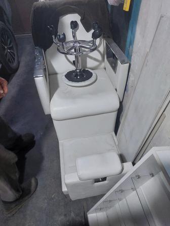 Продам педикюрное кресло новое