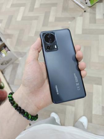 Продам телефон Xiaomi 13 lite